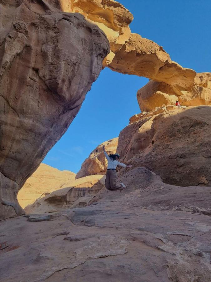 Amanda Luxury Camp Hotel Wadi Rum Ngoại thất bức ảnh