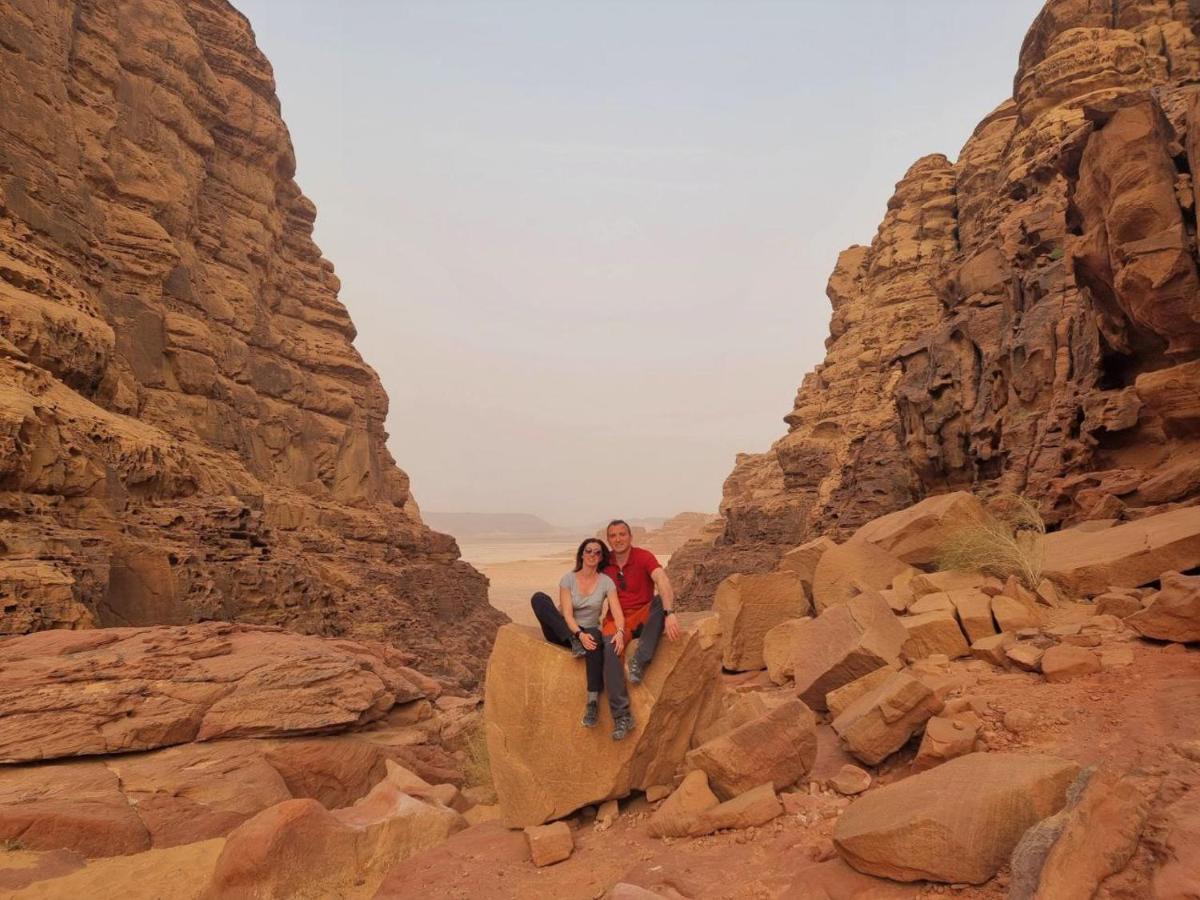 Amanda Luxury Camp Hotel Wadi Rum Ngoại thất bức ảnh