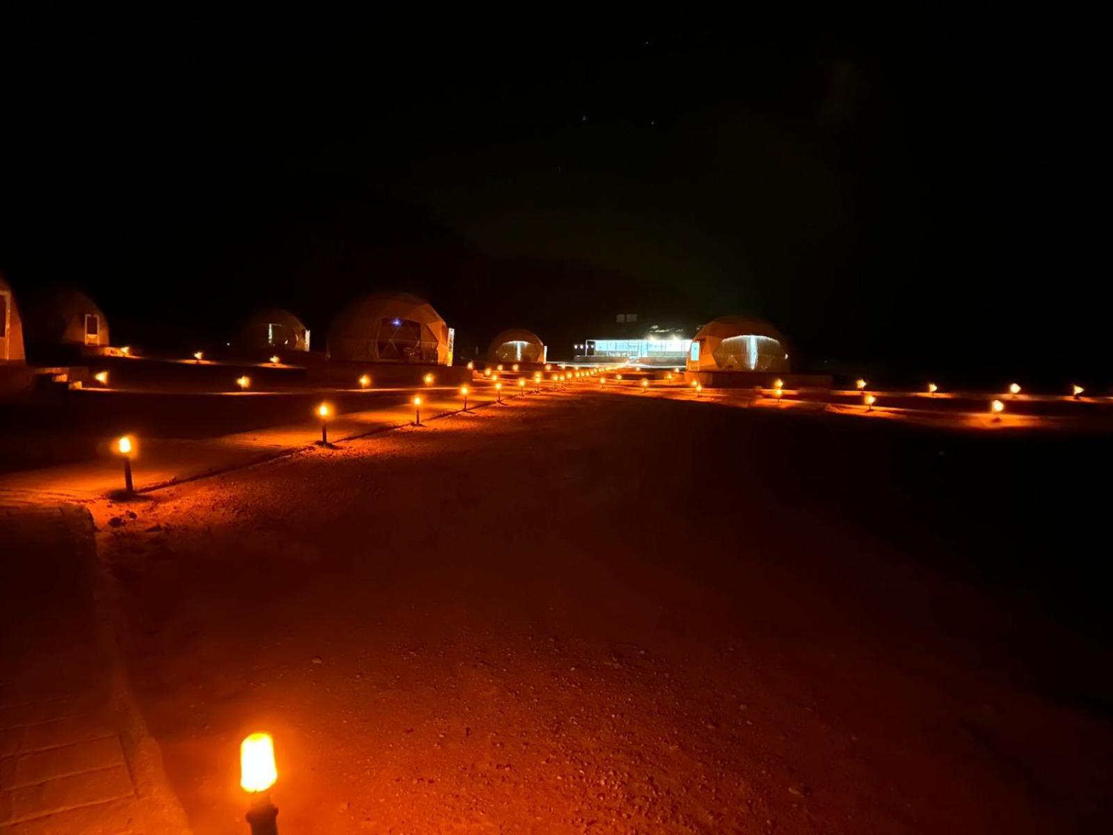 Amanda Luxury Camp Hotel Wadi Rum Ngoại thất bức ảnh